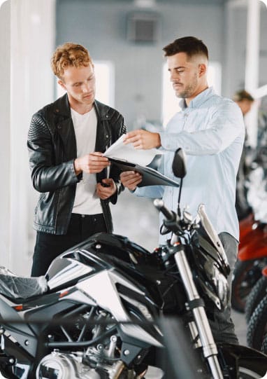 En DS Broker, ofrecemos una variedad de seguros de moto para que puedas elegir la opción que mejor se adapte a tus circunstancias.